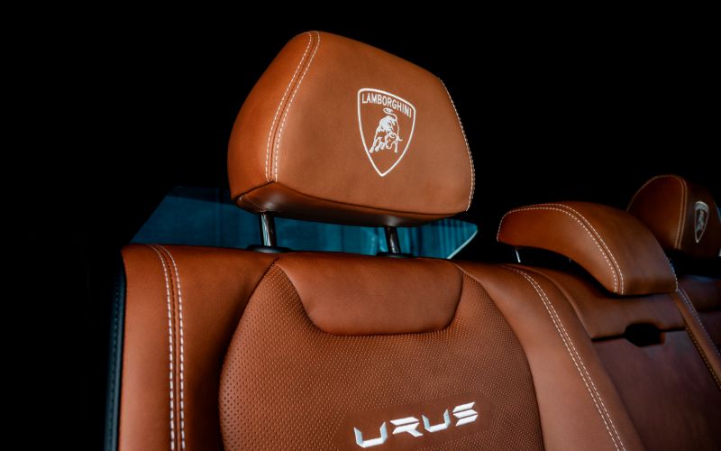 Lamborghini Urus Seat