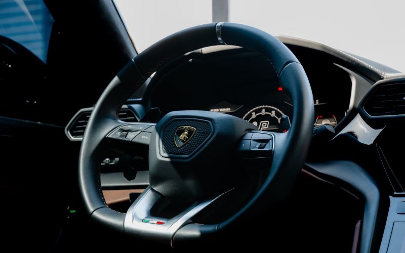 Lamborghini Urus Steering Wheel