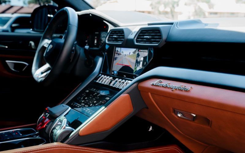 Lamborghini Urus Interior