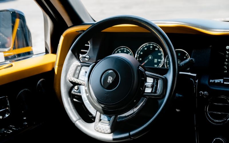Rolls-Royce Cullinan Steering Wheel And Dashboard