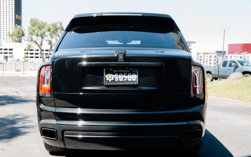 Rolls-Royce Cullinan Rear View