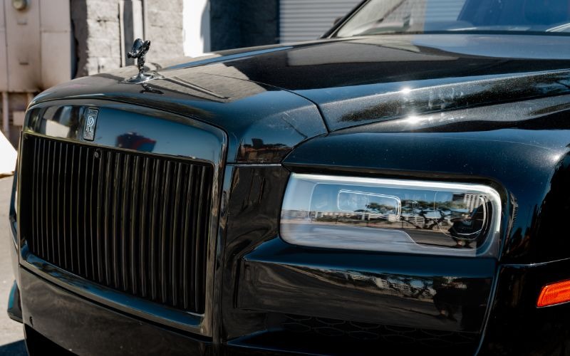Rolls-Royce Cullinan Close Up Of Headlights