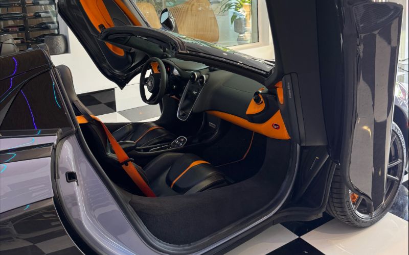 Mclaren 570 Side View Open Doors